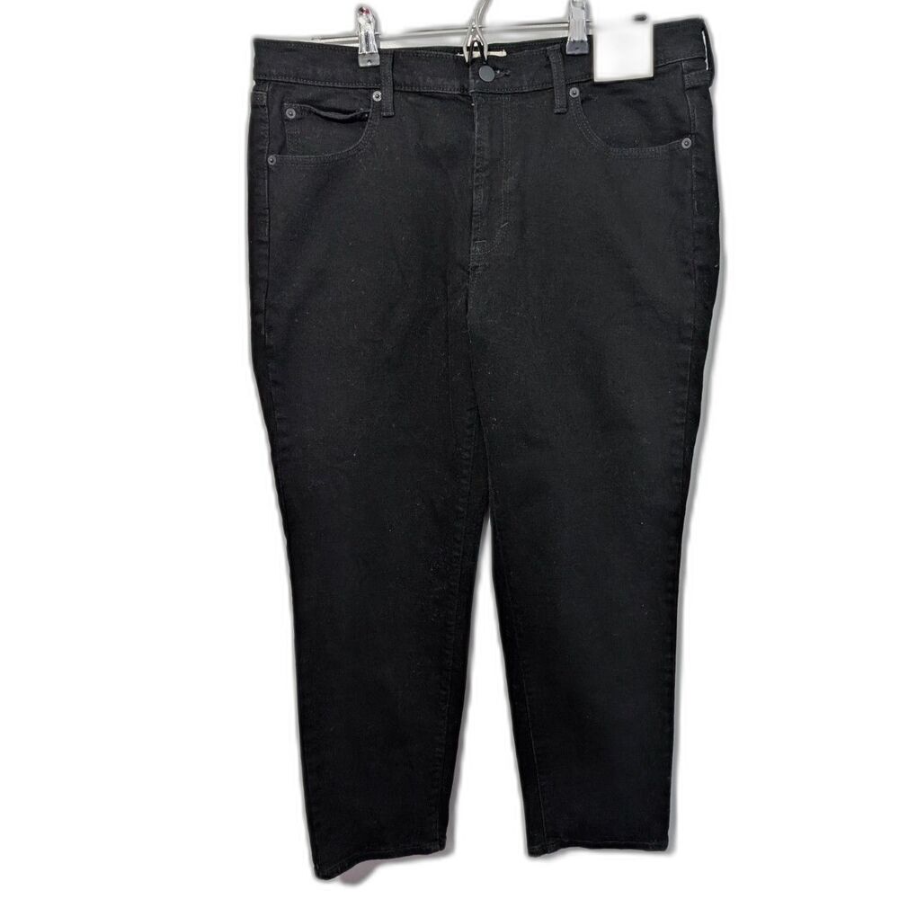 Universal Thread Women's Mid-Rise Fitted Hip & Thigh 80’s Slim Jeans Black14Reg